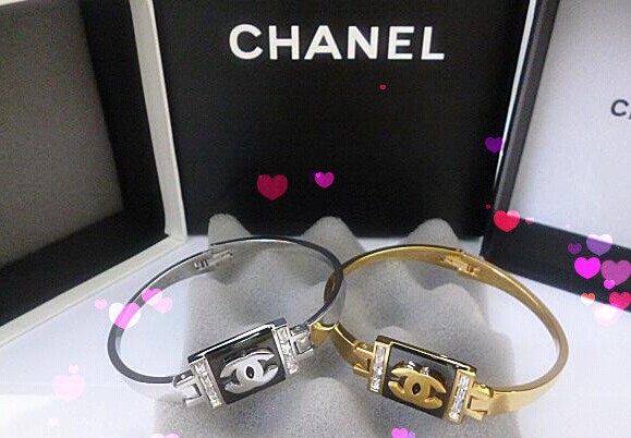 Bracciale Chanel Modello 581